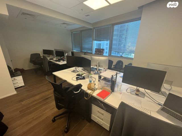 משרדים, הארבעה 19, תל אביב יפו