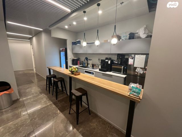 משרדים, הארבעה 19, תל אביב יפו