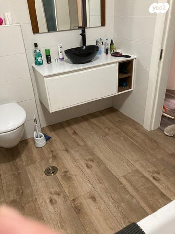 גג/ פנטהאוז, כנפי נשרים, אשקלון