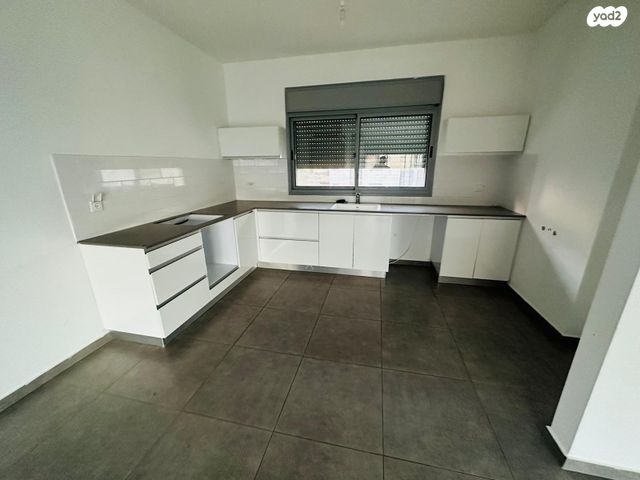 דירה, יעקב מרידור, אשקלון