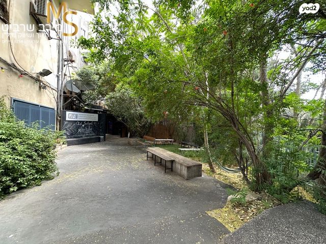 אולמות, שדרות הנשיא, מרכז הכרמל, חיפה