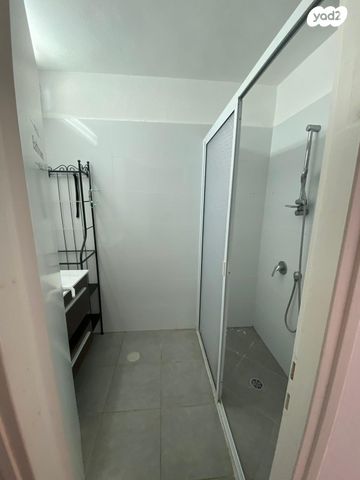 דירה, אנילביץ', חולון