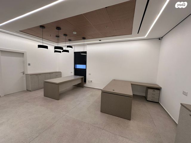 משרדים, קרית גת