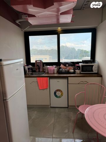 משרדים, יקותיאל בהרב 37, חיפה