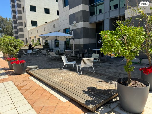 משרדים, משכית, הרצליה