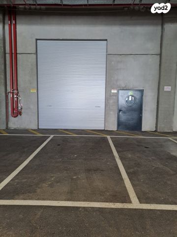 מחסנים, הסדנה, אזור תעשיה א, חולון