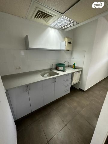 משרדים, כפר סבא