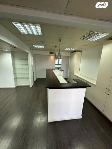 משרדים, כפר סבא