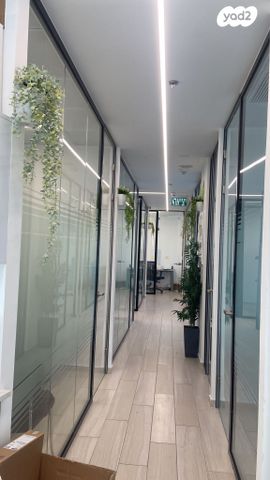 משרדים, דרך מנחם בגין, תל אביב יפו