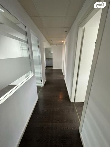 משרדים, כפר סבא