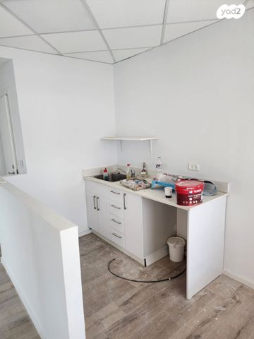 משרדים, כפר סבא