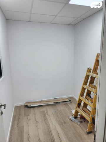 משרדים, כפר סבא