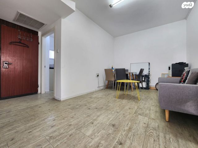 משרדים, כפר סבא