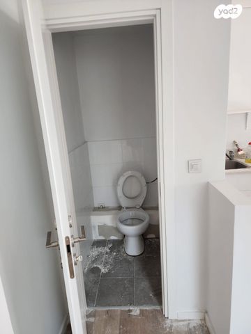 משרדים, כפר סבא