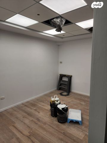 משרדים, כפר סבא