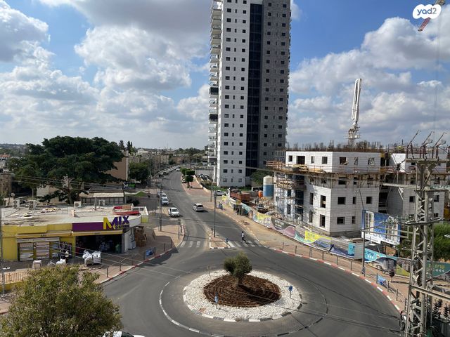 גג/ פנטהאוז, הרימון, קרית גת