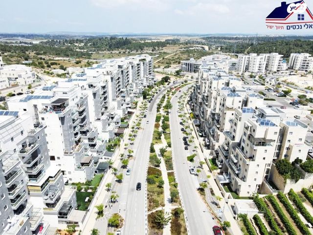 דופלקס, שוהם, אבני חן, חריש