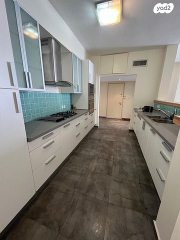 דירה, מתתיהו דנקנר 19, מרכז העיר דרום, נתניה