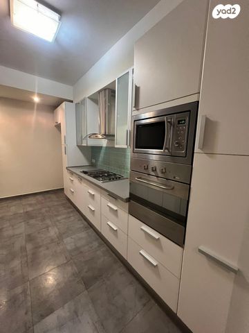 דירה, מתתיהו דנקנר 19, מרכז העיר דרום, נתניה