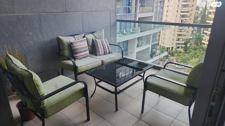 דירה, הרי הגלעד, בורסה, רמת גן