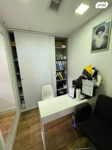 חנויות/ שטח מסחרי, חיפה