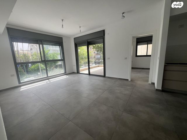 דירה, קריניצי 51, שכונת יהלום, מרכז העיר ב, רמת גן