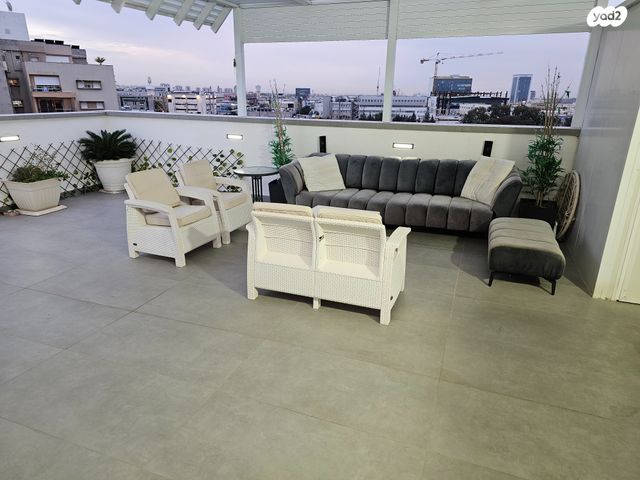 גג/ פנטהאוז, לסקוב, בן גוריון, חולון