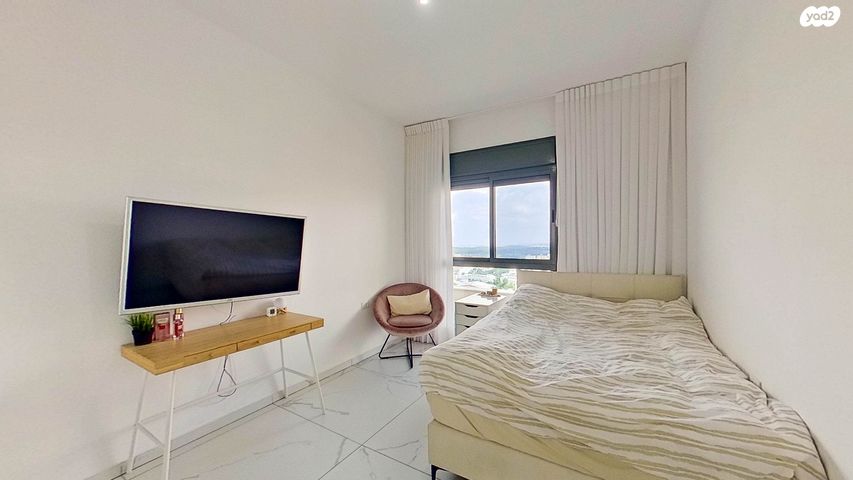 גג/ פנטהאוז, אלישע הנביא, מודיעין מכבים רעות