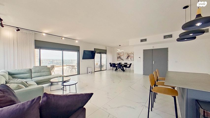 גג/ פנטהאוז, אלישע הנביא, מודיעין מכבים רעות