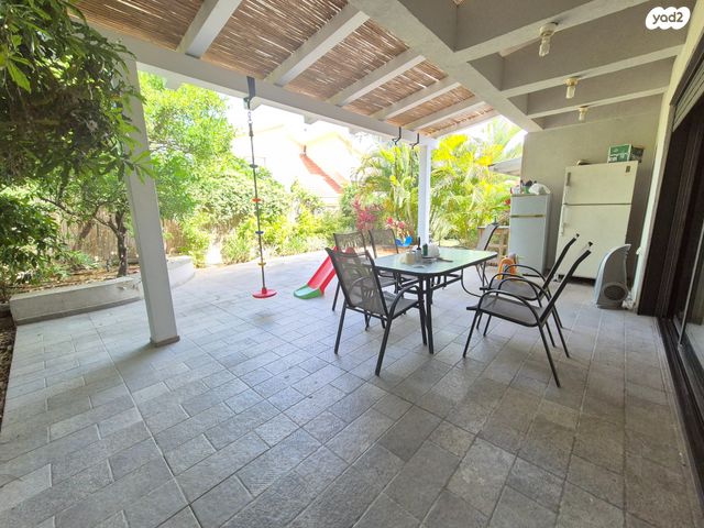 בית פרטי/ קוטג', אורנית