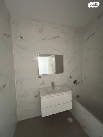 דירה, ליאונרדו דה וינצ'י 14, תל אביב יפו