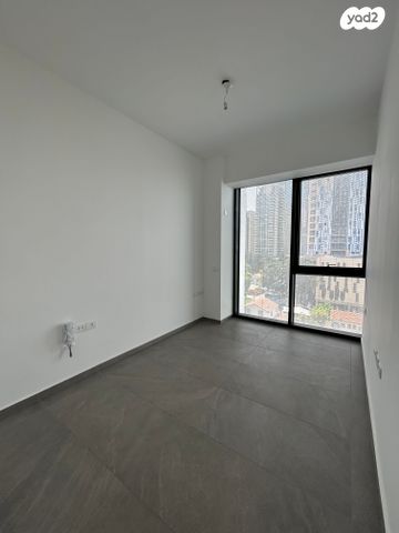 דירה, ליאונרדו דה וינצ'י 14, תל אביב יפו