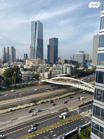 יגאל אלון 94