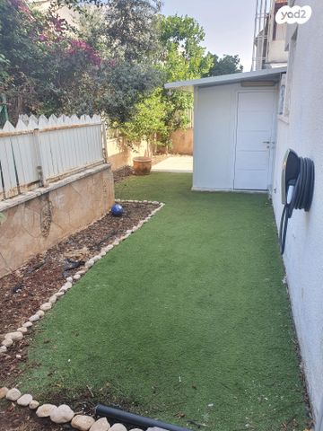 דירת גן, חיים 75, אפק, קרית ביאליק