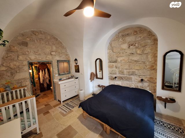 דירת גן, יוחנן הקדוש, ואדי נסנאס, חיפה