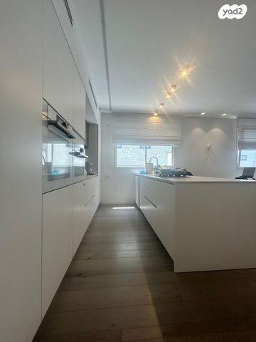 דירה, כרם התימנים, תל אביב יפו