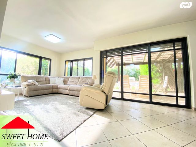 בית פרטי/ קוטג', קדימה צורן