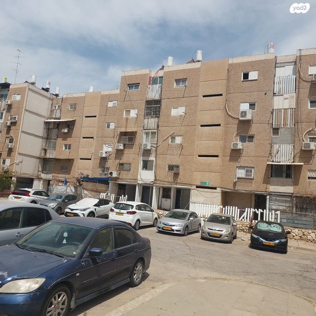 דירה, יהודי סוריה 14, באר שבע