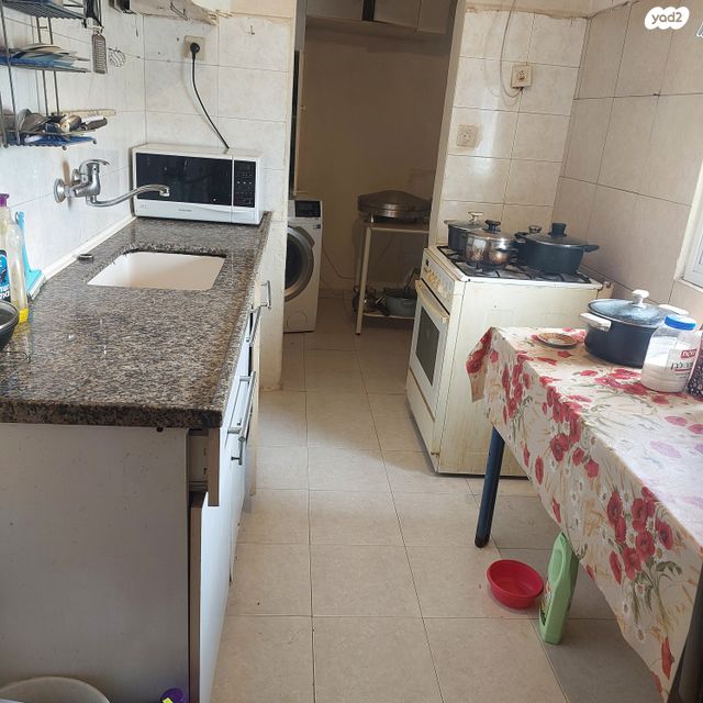 דירה, יהודי סוריה 14, באר שבע