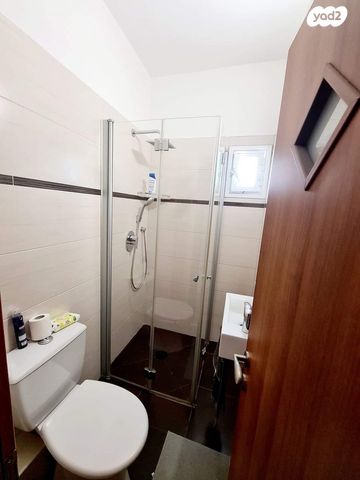 דירה, מטולה, קרית שרת מערב, חולון