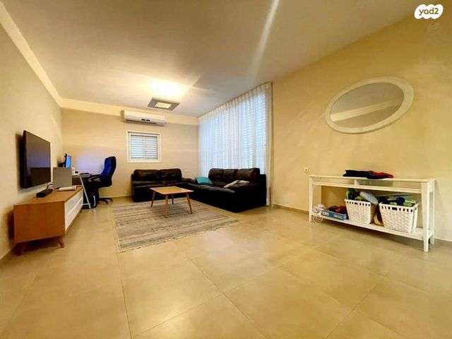 דירה, מטולה, קרית שרת מערב, חולון