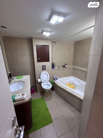 דירה, ד"ר יונה אנגל, רמת גולדה, חיפה