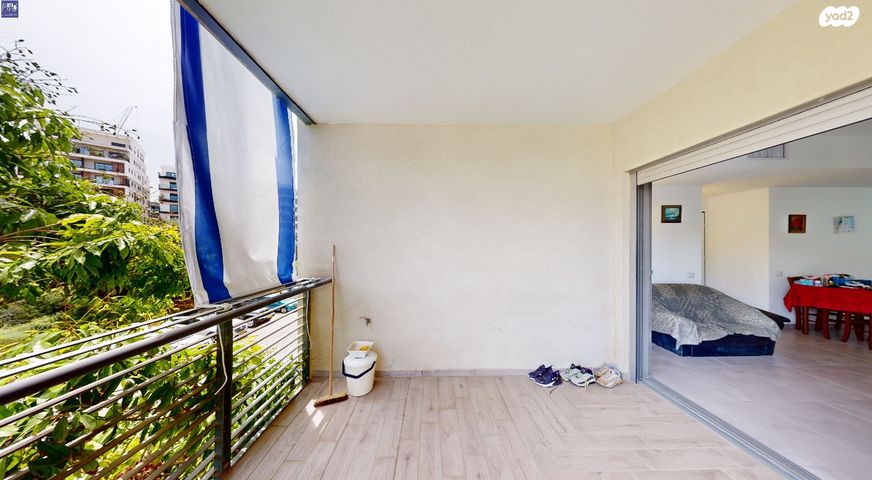 דירה, איתמר, חרוזים, רמת גן