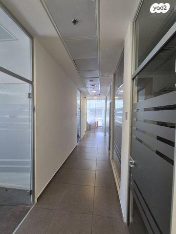 משרדים, נס ציונה