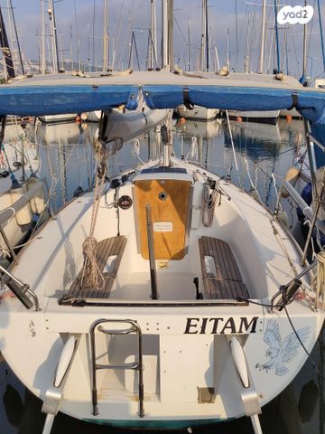 יאכטות - מפרשית