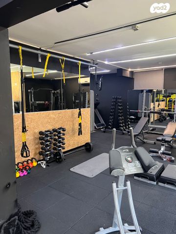 סטודיו, רחובות