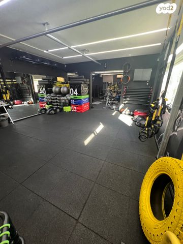 סטודיו, רחובות