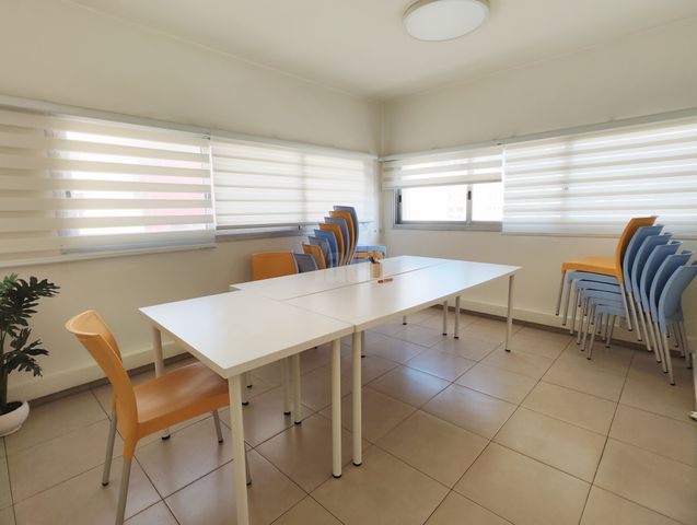 משרדים, מונטיפיורי, הרכבת, תל אביב יפו