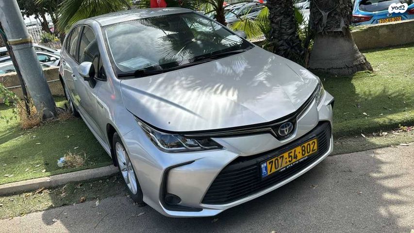 טויוטה קורולה