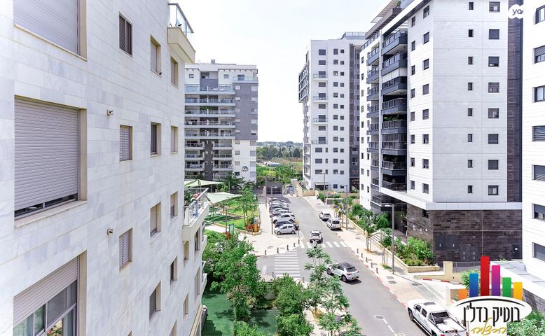 דירה, דליה רביקוביץ 5, הרצליה